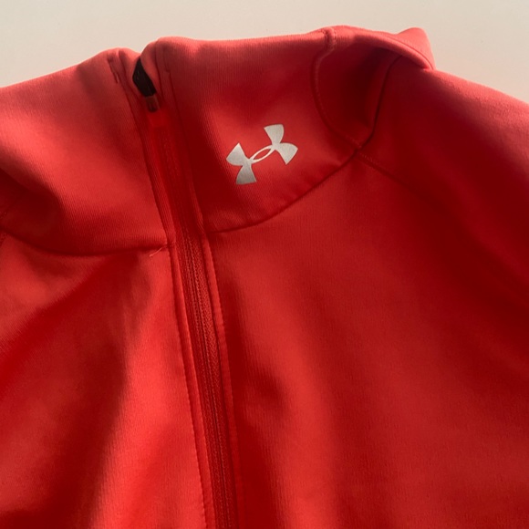 Under Armor Zip Up LS - Picture 7 of 12